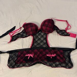 Hot Kiss Black and Pink Plaid Bra Set